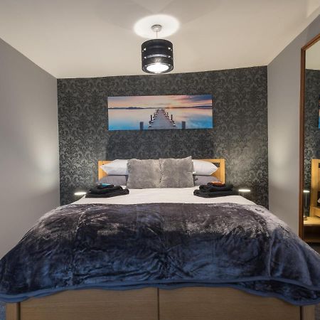 אקסטר Southernhay Basement Apartment מראה חיצוני תמונה