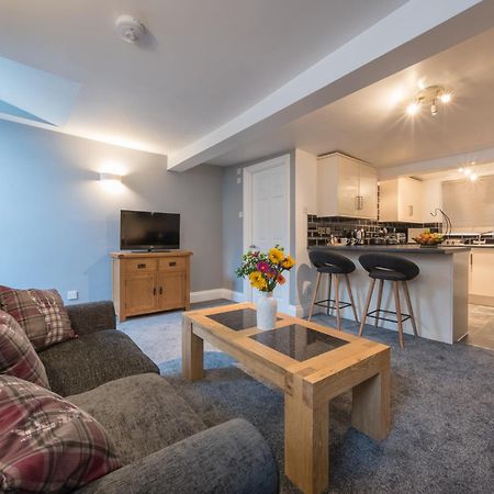 אקסטר Southernhay Basement Apartment חדר תמונה